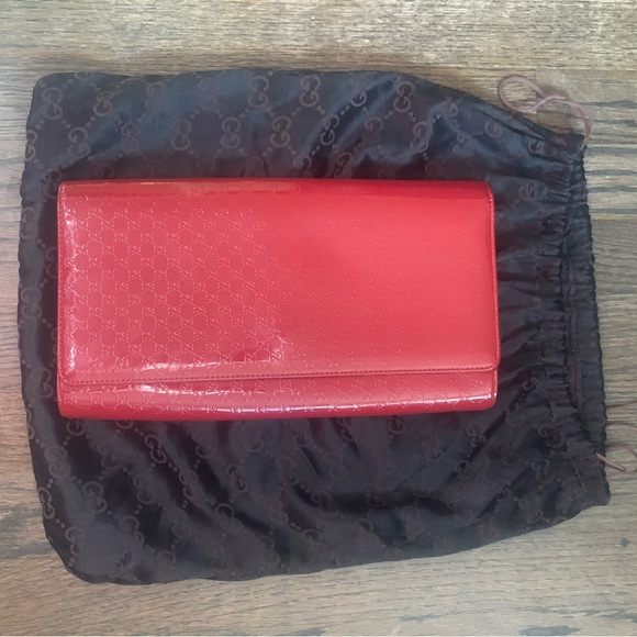 GUCCI Patent Leather Microguccissima Broadway Clutch Red - Picture 2 of 14